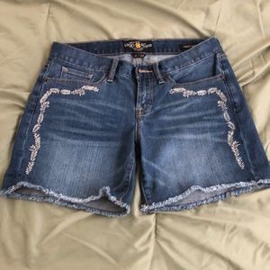 Lucky Brand Abbey Short frayed Shorts Size 4 / 27